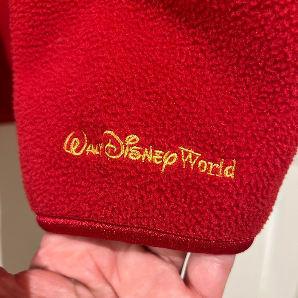 Disney 1/4 zip Fleece Jacket Size adult XL
In good condition - Picture 2 of 4